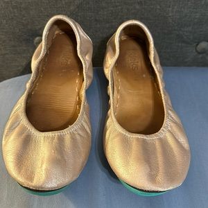 Rose Tieks Size 10